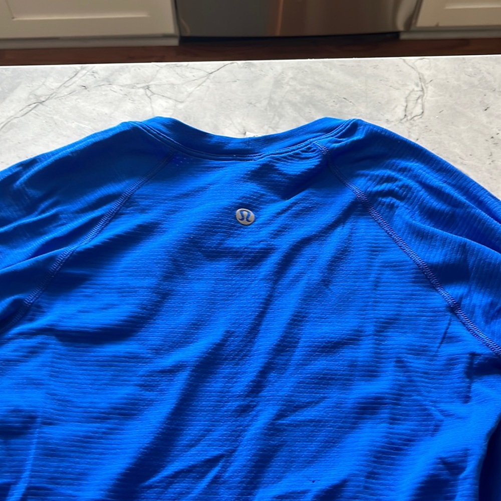 Lululemon long sleeve swiftly tech